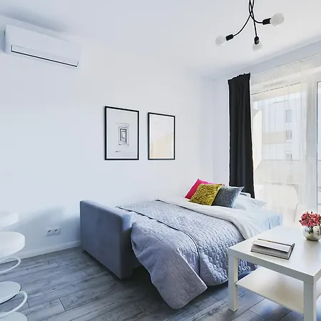 P&o Cybernetyki 7 Apartment *